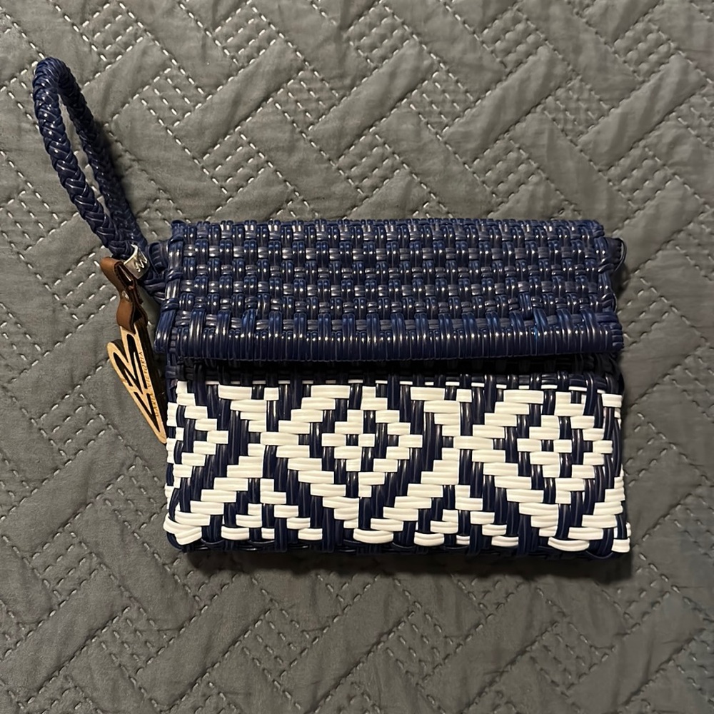 NEW Maria Victoria Wristlet